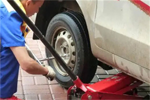 喇叭沟门附近拖车24小时服务热线电话